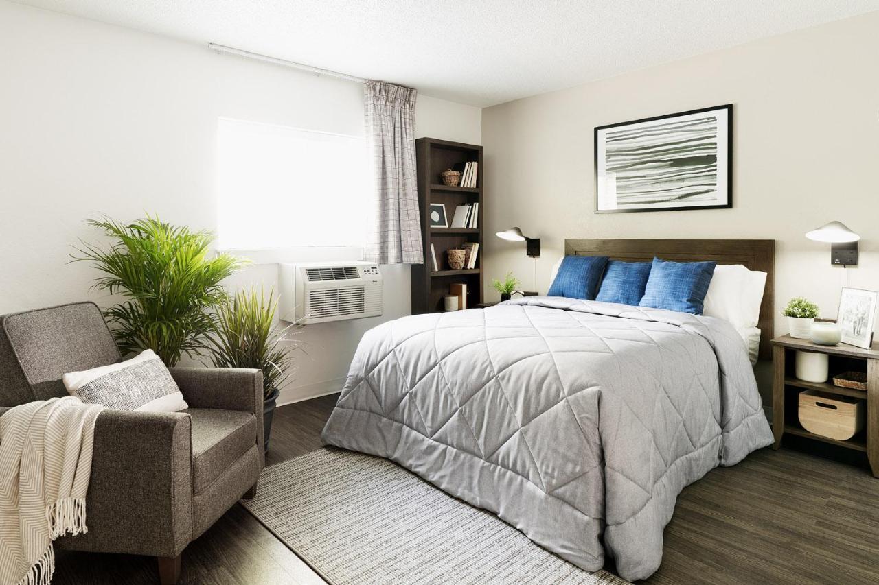 Intown Suites Extended Stay West Palm Beach Fl - Military Trail Rd Lake Park Exterior foto